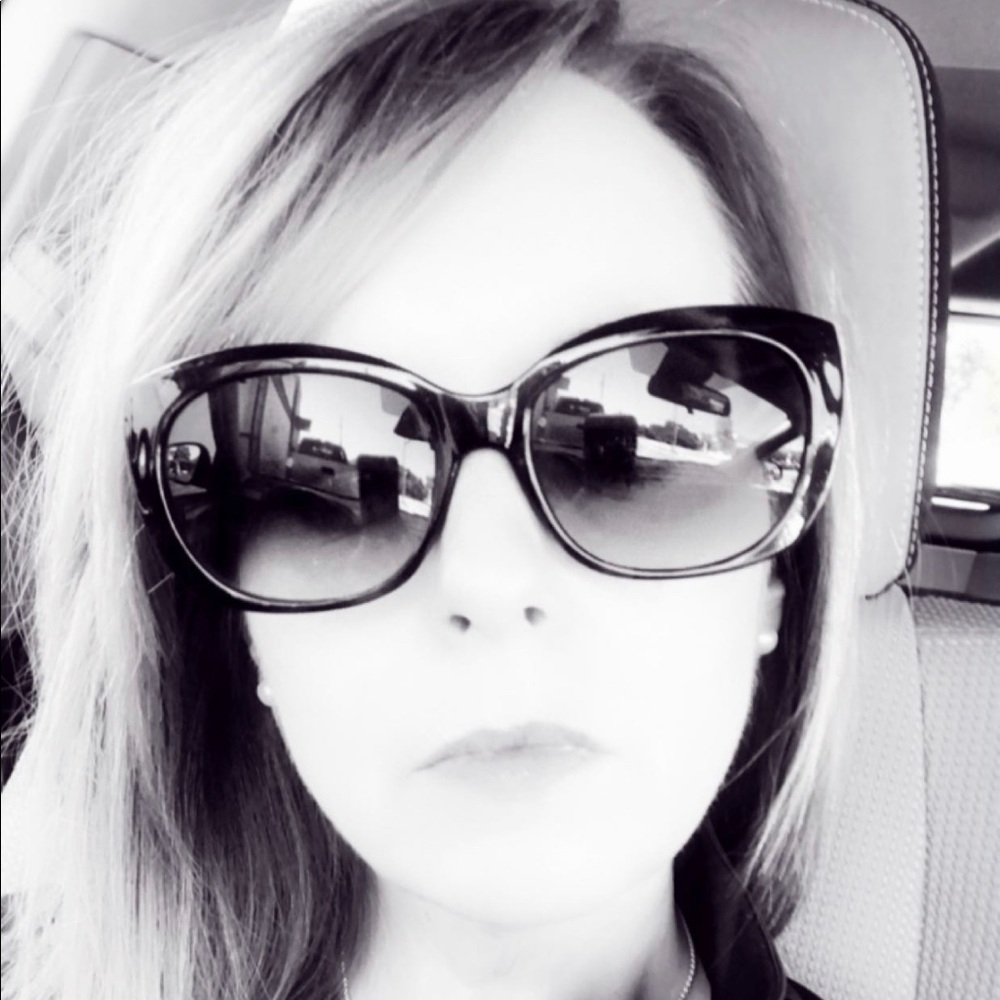 Meet your Posher, Allyson